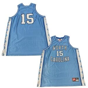 Vintage NIKE North Carolina #15 (Vince Carter) Size XXL Blue Basketball Jersey